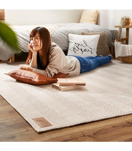 Amazon｜モリヨシ ラグマット ベルギー製 デザインラグカーペット